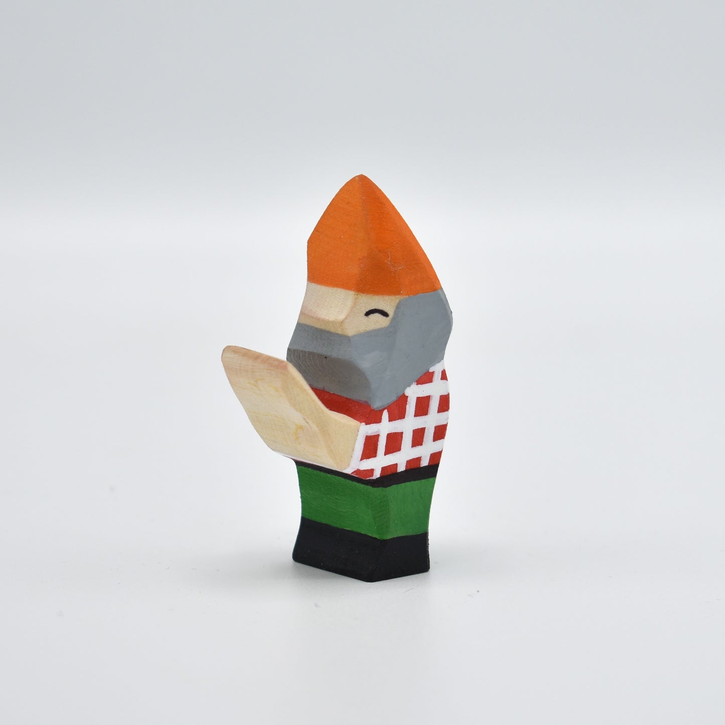 Wooden gnomes - Waldorf toys and Holidays decor