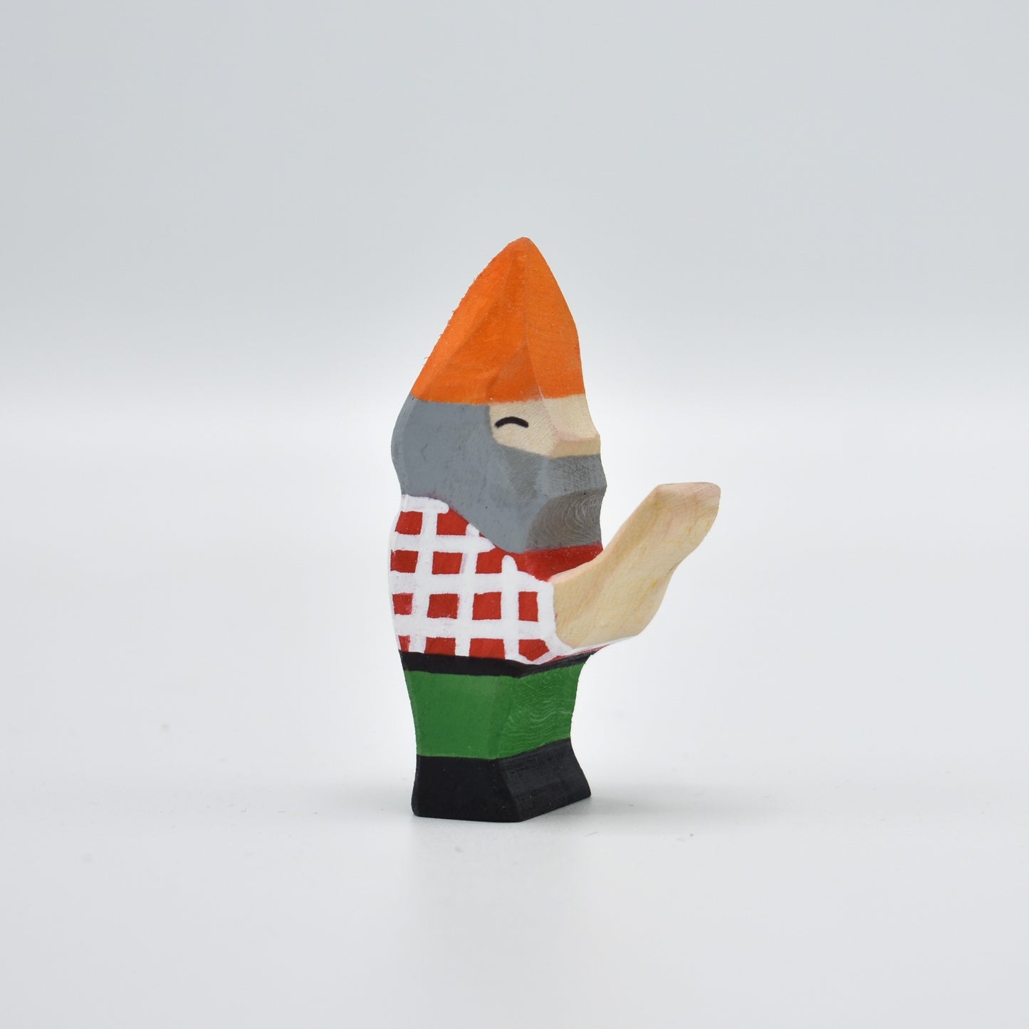 Wooden gnomes - Waldorf toys and Holidays decor