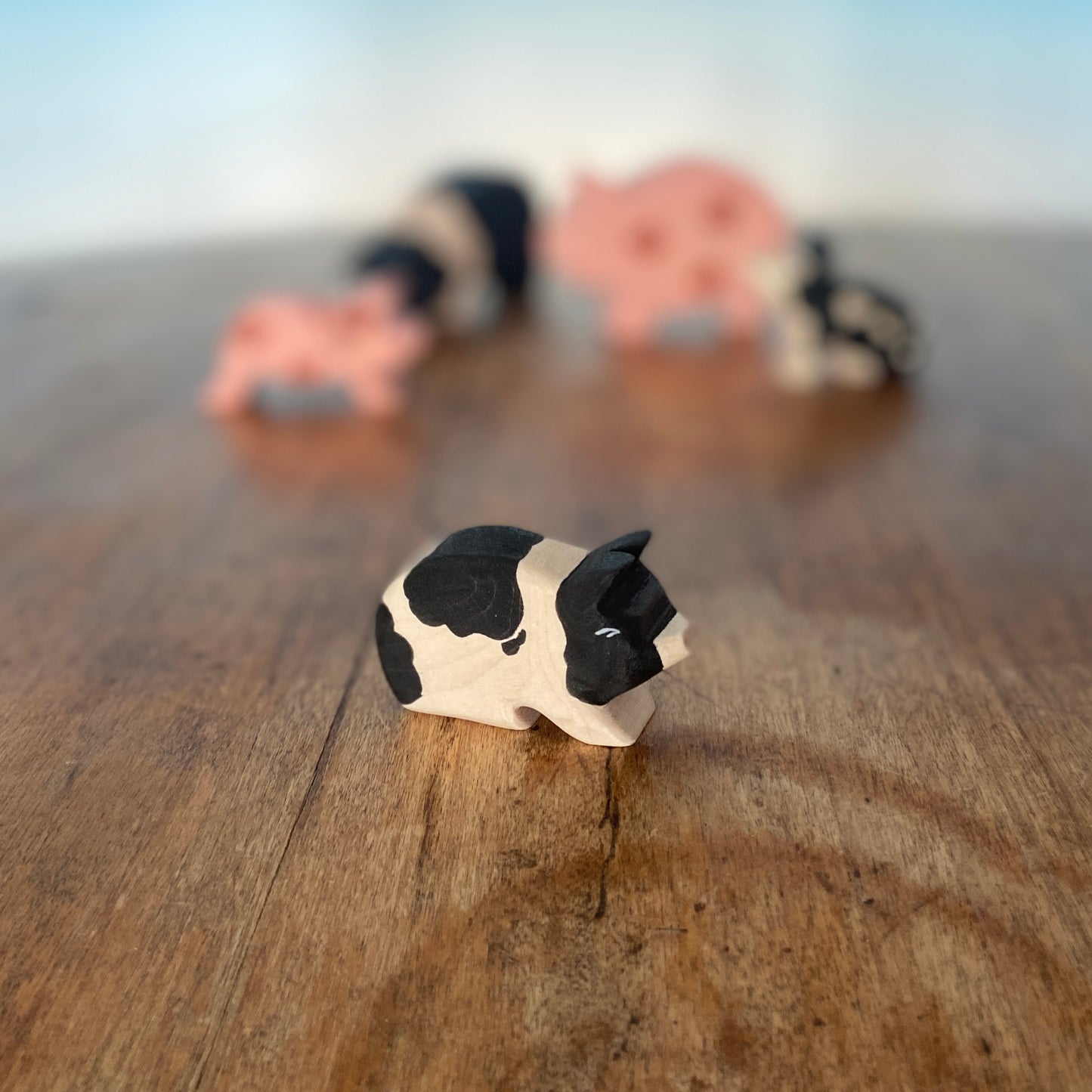 Wooden farm animals - Pigs & Piglets | Waldorf toys