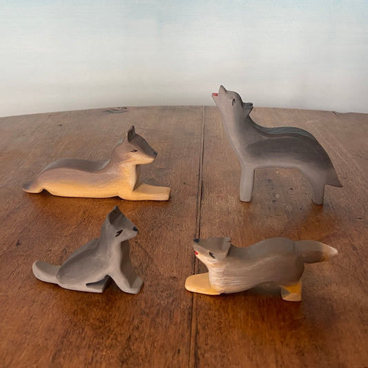 Wooden forest animals - Wolf family | Waldorf toys